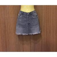 ราคา กระโปรงยีนส์สั้นแบรนด์ZARA แท้เอว28 (302705267)