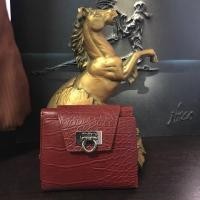 ราคา กระเป๋าสตางค์ Ferragamo มือสอง สภาพนางฟ้า ราคา 650 บาท (1152332333)