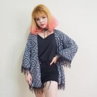 ราคา เสื้อคลุมกิโมโนลายชนเผ่าห้อยพู่ลูกไม้กลม 3 ชั้น (110997377)