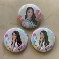 ราคา เข็มกลัดของ เค้ก BNK48 รุ่นที่ 2 (Cake Nawanine) (5414038747)