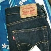 ราคา levi'sกางเกงยีนส์มือสองผ้ายืดของแท้เอว 32 -34 สะโพก38 (6582531454)