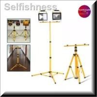 ราคา คุณภาพสูง♟﹍ขาตั้งโคมไฟสปอร์ตไลท์ LED Spotlight (สีเหลือง) 2 หัว สูง 1.57 เมตร ทำจากเหล็กชุบและอบสี (N0766) (12309307667)