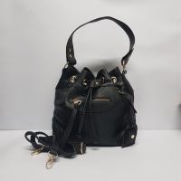 ราคา กระเป๋ามือสอง - กระเป๋าหูรูดทรงขนมจีบ Bucket Bag สะพายไหล่ / ถือ สีดำ (7463910208)