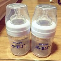 ราคา ขวดนม Avent 4 oz มือ2 สภาพดีมาก ขวดละ 150 บาท (794666285)