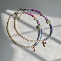 ราคา (ของแท้) สร้อยคอไข่มุกน้ำจืด + จี้ตัวอักษร (A-Z) ✨ (22650332241)