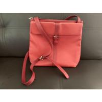 ราคา Longchamp Leather crossbody (15759589945)