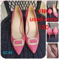 ราคา รองเท้าส้นสูง vnc (2581385285)