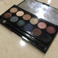 ราคา Sleek i-divine Eye Shadow Palette (183159691)