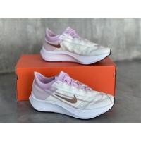 ราคา WMNS NIKE ZOOM FLY 3 รองเท้าวิ่งผู้หญิง (12339405914)