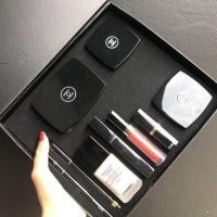 ราคา Chanel 9in1 เซตแต่งหน้าจากชาแนลสุดคุ้ม 9 ชิ้น (1113487675)