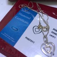 ราคา จี้หัวใจล้อมเพชร แบรนด์ jubilee (911410009)