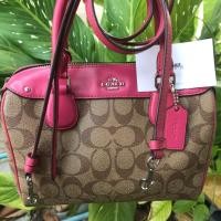 ราคา Coachหมอน 9” สภาพดี แท้มือสอง (7622576409)