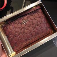 ราคา Coach คล้องมือ S ลายซีนูน (3413411710)