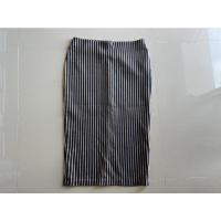 ราคา กระโปรงทรงเอลายเส้น แบรนด์ Zara (20700017077)