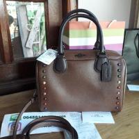 ราคา Coach f31378 หมอนหมุด แท้ (1634675361)