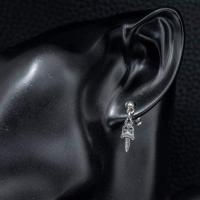 ราคา ต่างหูแฟชั่น Stack Dagger small Earring Chrome Hearts (17923839447)