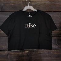 ราคา Nike THE NIKE TEE เสื้อครอปใส่ลำลอง DV6127-010 ดำ DV6127-303 ขาว (23168102162)