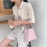 ราคา กระเป๋า uwif Mini bucket bag (10228650917)