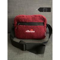 ราคา กระเป๋าสะพายข้างแต่งขน ellesse มือสองของแท้จากญี่ปุ่น (10262817451)