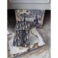 ราคา used like new Dior phone bag สภาพสวย (11355146506)