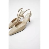 ราคา รองเท้าส้นสูงรัดส้นงาน Zara (16503332134)