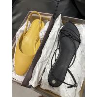 ราคา CHARLES & KEITH ลด 70% (9766269539)