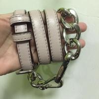 ราคา สาย Coach แท้ สีนู๊ด ชมพู เป็นสายโซ่ และหนังแท้ Long Strap (1447877217)