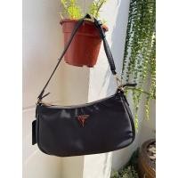 ราคา กระเป๋าคล้องไหล่guessรุ่นใหม่ (4378984886)