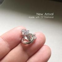 ราคา Proud ต่างหูห่วงเพชร CZ Diamond ทรงกลมชูหนามเตยฝังไข่ปลา (4415735224)