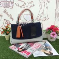 ราคา ZARA MULTICOLOR CITY BAG WITH PENDANT DETAIL กระเป๋าถือหรือสะพายสีทูโทน หนังPu (157922047)