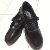 ราคา sale‼️Bata Sany Size40(มือสองสภาพดี) วัฒนาวิทยาลัย (1280849086)