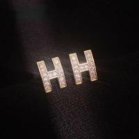 ราคา เวอร์ชั่นเกาหลี H ต่างหูตัวอักษรเพชร 925 เข็มเงินดีไซน์แฟชั่น Ins ต่างหู (11852941881)