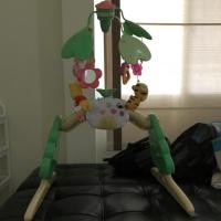 ราคา Sale‼️เพลยิม+โมบาย 2 in 1 หมี Pooh ยี่ห้อ Tomy ของแท้ แบรนด์จากญี่ปุ่น ใช้เองคะ สภาพดีมาก อุปกรณ์และโมบายครบทุกชิ้น (1794841577)