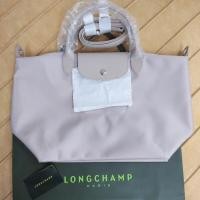 ราคา Longchamp รุ่น LE PLIAGE NÉO TOP-HANDLE M ปี 2018 (1883605215)