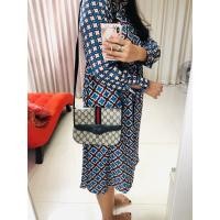 ราคา Gucci ของแท้ มือสอง สีน้ำเงิน ราคาถูก สภาพดี ของใช้ส่วนตัว ไม่ใช่แม่ค้า Vintage Blue canvas crossbody (5946479399)