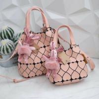 ราคา Flamingo Matte Over Heart Bunny David Jones Bag (Outlet) กระเป๋าแบรนด์เนม (1599521220)