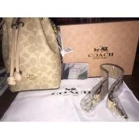 ราคา กระเป๋าถือ ทรงขนมจีบ COACH (13416812369)