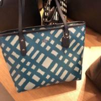 ราคา Coach mini tote 10" รุ่นใหม่ (710618750)