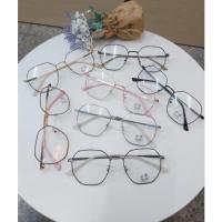 ราคา แว่นสายตาทรงตัดเหลี่ยมพร้อมเลนส์มัลติโค๊ตตัดแสงฟรี!! (18441773545)