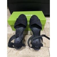 ราคา รองเท้าส้นสูงยี่ห้อCROCS (5855906419)