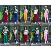 ราคา เสื้อยืดคอกลม+กางเกงขายาว เสื้อยืดคอกลม แขนสั้น สกรีนลายตรงหน้าอก ผ้าคลตตอน มาพร้อมกับกางเกงขายาวแต่งแถบข้าง ผ้าวอร์ม (1391675565)