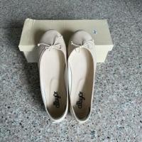 ราคา Allbyor รองเท้าคัทชู สีsand size39 สภาพ99% ลองใส่ครั้งเดียว (25200104332)