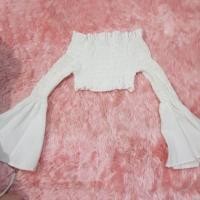 ราคา ครอปปาดไหล่สีขาว แขนยาวระบาย น่ารักสุดดด (3149950430)