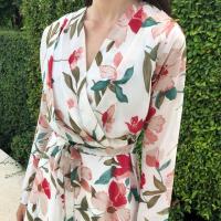 ราคา เดรสไขว้หน้าแขนยาวลายดอก (2440058407)