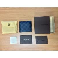ราคา กระเป๋าสตางค์มือสอง Louis Vuitton Multiple Wallet (882968417)