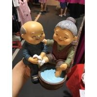 ราคา ตุ๊กตาตายายเรซิ่น ตาล้างเท้ายาย (2662199079)