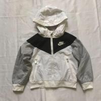 ราคา Nike เสื้อแจ็กเก็ตร่มชูชีพ สําหรับเด็กอายุ 1-2 ปี (23958539434)