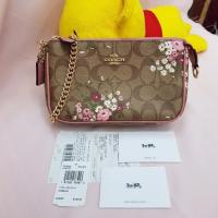 ราคา Coach คล้องสายโซ่ ลายดอกไม้ (2301756464)