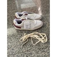 ราคา รองเท้าผ้าใบหนังแท้ Zara Kids size39 ความยาว24.9cm ราคาเต็ม2,490 ของใหม่มือหนึ่ง (14093904010)