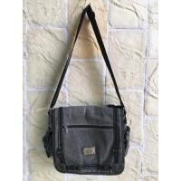 ราคา กระเป๋าผ้ายีนส์ดำ ทรงสปอร์ต ติดป้าย DIESEL มือสอง ใบใหญ่ใส่ของได้เยอะ (21176426043)